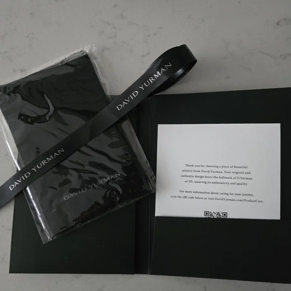 David Yurman Gift Set with Ribbon, Bag, Box, and Cleaning Cloth - Picture 6 of 7